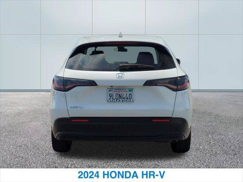 Certified 2024 Honda HR-V LX image 8