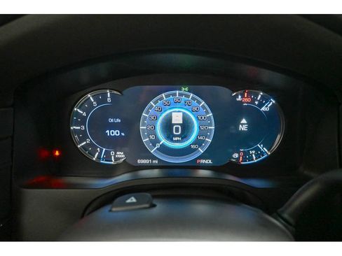 Used 2017 Cadillac Escalade Platinum AWD/4WD image 15
