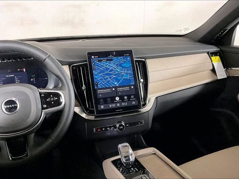 New 2026 Volvo XC90 T8 Plus w/ Protection Package AWD/4WD image 5