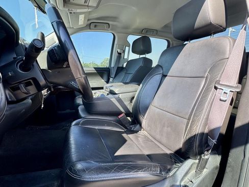 Used 2015 GMC Sierra 1500 SLE w/ Carbon-22 Edition AWD/4WD image 17