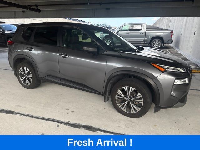 Used 2023 Nissan Rogue SV FWD image 15