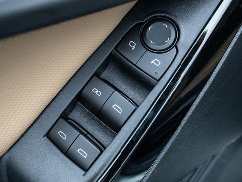 New 2026 Chevrolet Equinox ACTIV w/ Convenience Package III image 21