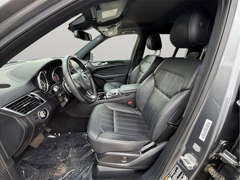 Used 2017 Mercedes-Benz GLS 450 4MATIC image 2