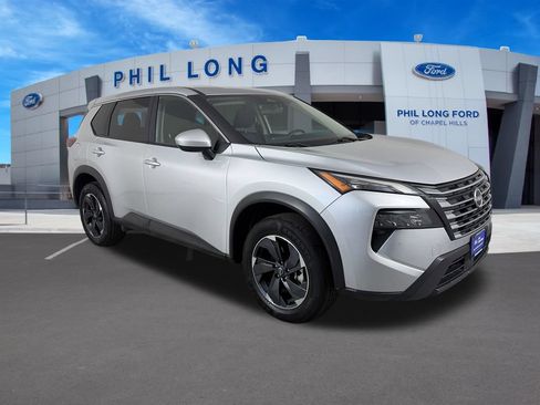 Used 2024 Nissan Rogue SV AWD/4WD image 1