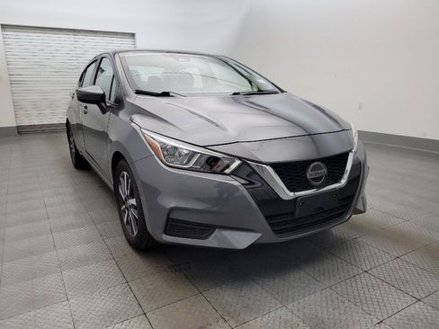 Used 2020 Nissan Versa SV FWD image 13