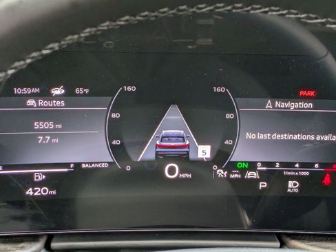 Used 2025 Audi Q5 Premium w/ Convenience Package image 12