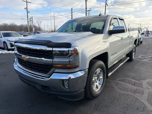 Used 2018 Chevrolet Silverado 1500 LT w/ All Star Edition image 3