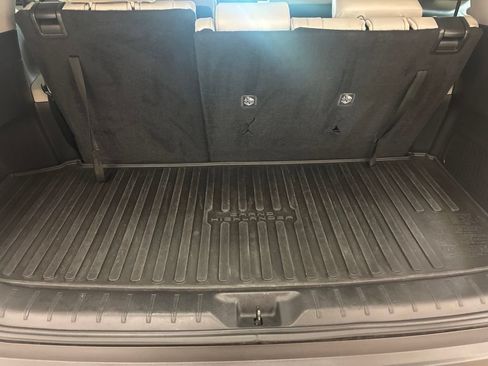Used 2024 Toyota Grand Highlander AWD image 30