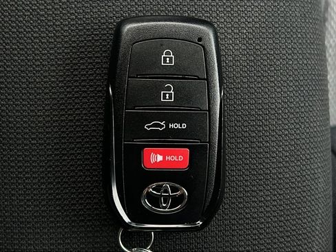 Used 2026 Toyota Corolla SE FWD image 26