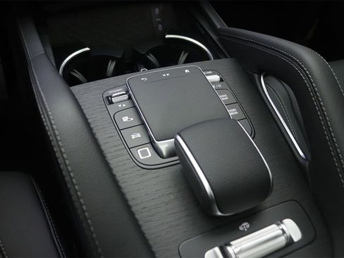 New 2026 Mercedes-Benz GLS 450 4MATIC image 7