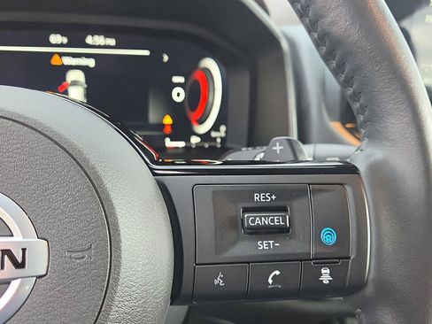 Used 2021 Nissan Rogue Platinum AWD/4WD image 27