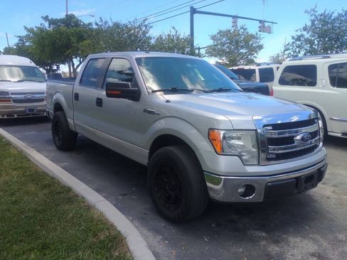 Used 2013 Ford F150 XLT w/ Mid Equipment Group RWD image 1