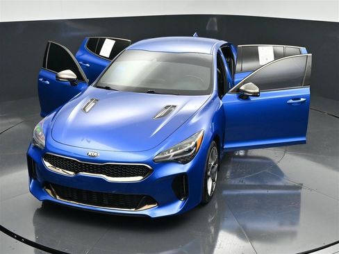 Used 2018 Kia Stinger GT AWD/4WD image 36