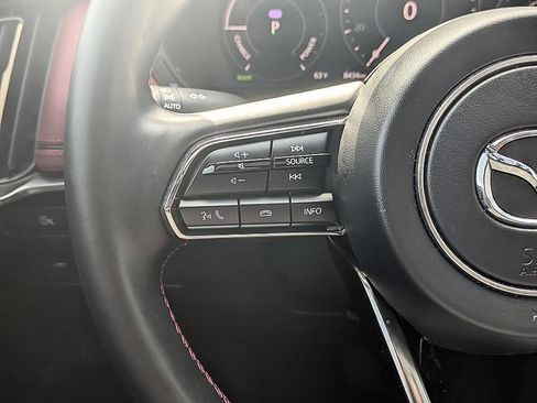 Certified 2025 MAZDA CX-70 Plug-In Hybrid w/ Premium Plus AWD/4WD image 18