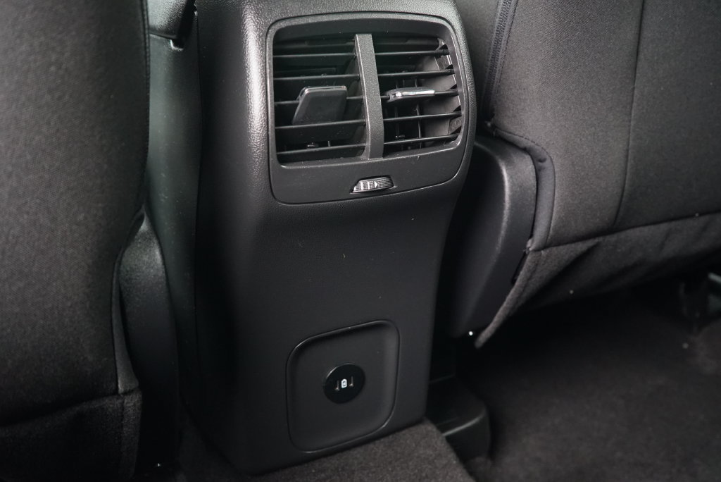 Used 2024 Ford Escape Active w/ Tech Pack #1 AWD/4WD image 10