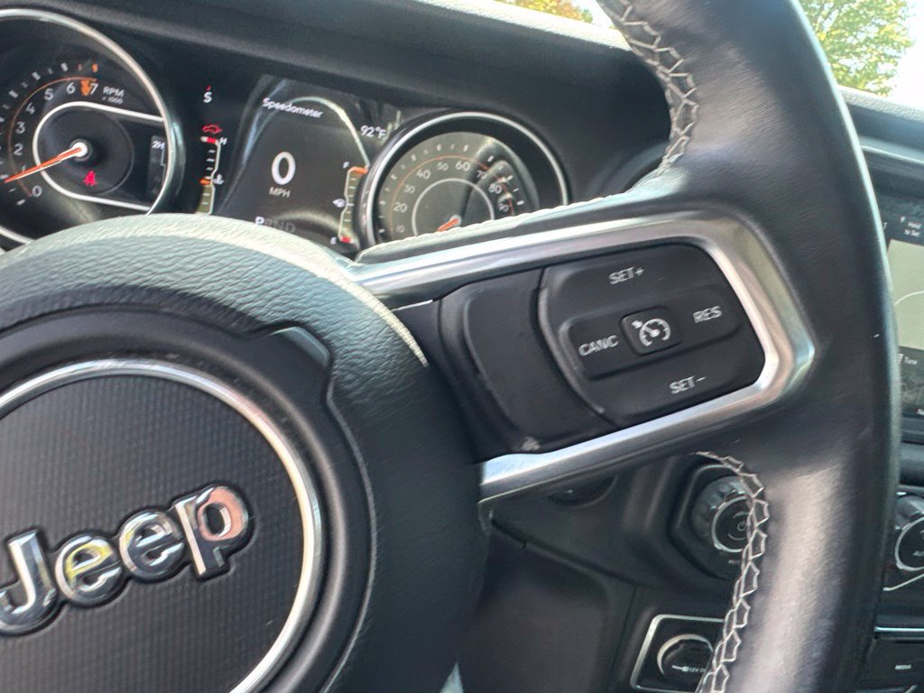 Used 2018 Jeep Wrangler Unlimited Sahara AWD/4WD image 46