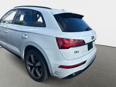 Used 2024 Audi Q5 2.0T Premium Plus w/ Premium Plus Package AWD/4WD image 11