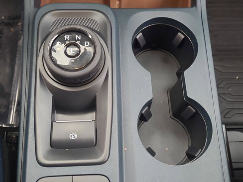 Used 2023 Ford Maverick Lariat w/ Equipment Group 500A Standard image 16