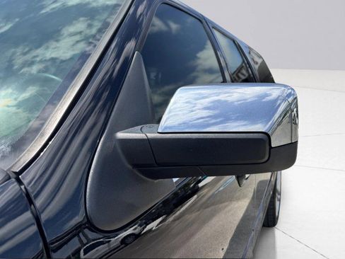 Used 2016 Ford Expedition EL Platinum image 16