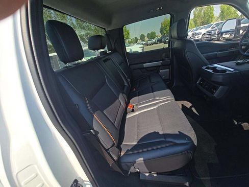 Used 2026 Ford F250 Lariat AWD/4WD image 8