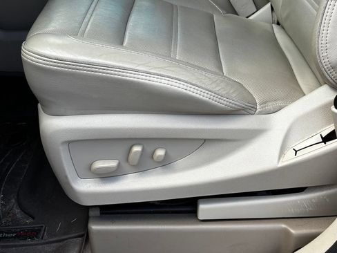 Used 2019 GMC Yukon Denali w/ Open Road Package RWD image 9