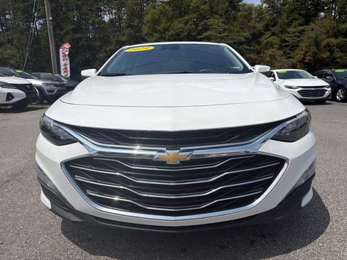 Used 2024 Chevrolet Malibu LT FWD image 2