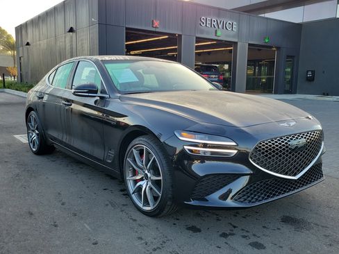Certified 2025 Genesis G70 2.5T image 27