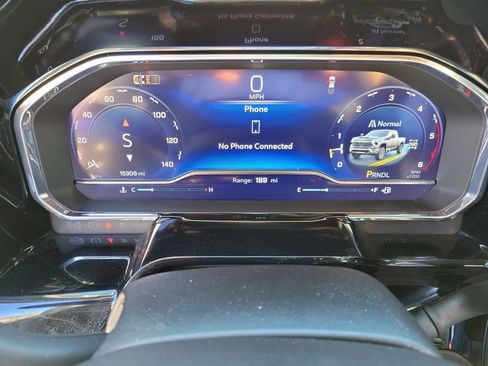 Certified 2025 Chevrolet Silverado 2500 LTZ w/ LTZ Convenience Package image 32