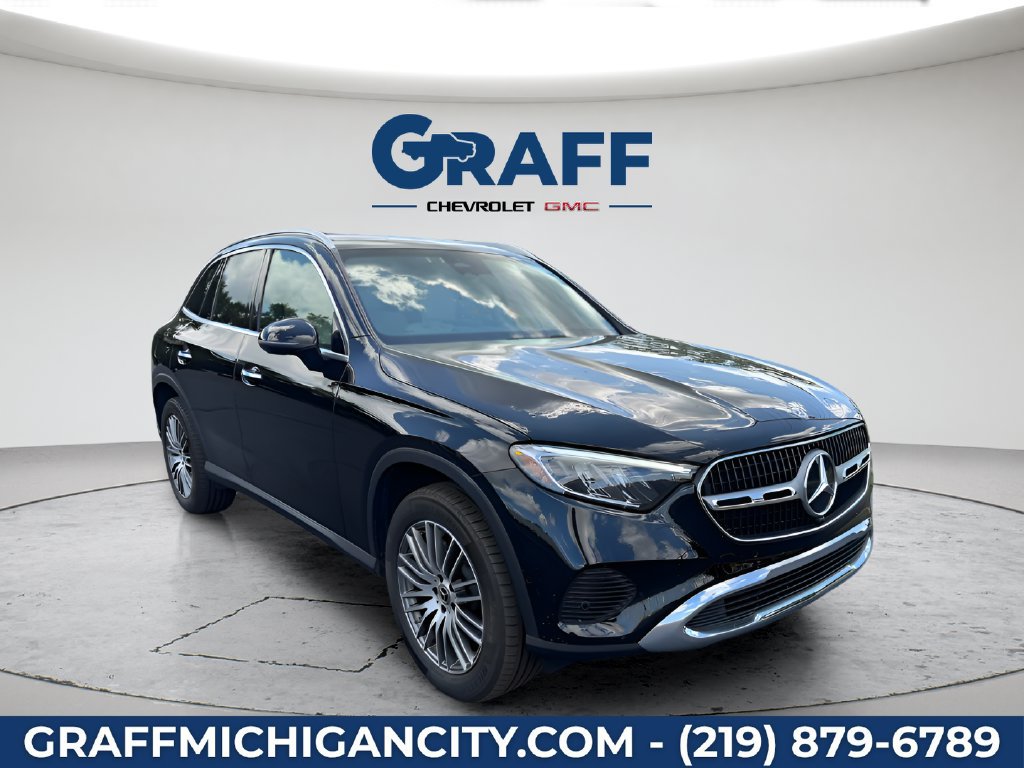 Used 2024 Mercedes-Benz GLC 300 4MATIC image 9