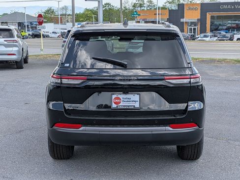 New 2026 Jeep Grand Cherokee 4WD image 6