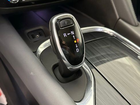 Used 2019 Buick Enclave Premium w/ Experience Buick Package image 23