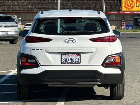 Used 2021 Hyundai Kona SE w/ Cargo Package image 7