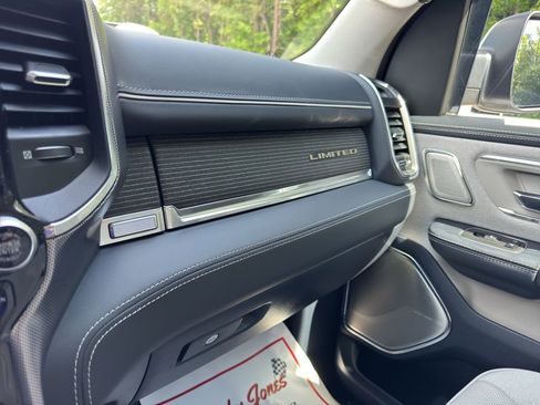 Used 2023 RAM 1500 Limited AWD/4WD image 36