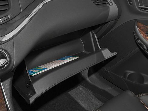 Used 2014 Chevrolet Impala LT w/ Convenience Package image 19