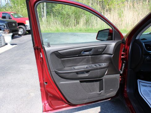 Used 2016 Chevrolet Traverse LT AWD/4WD image 14