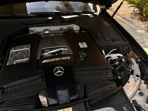 Used 2018 Mercedes-Benz E 63 AMG S image 48