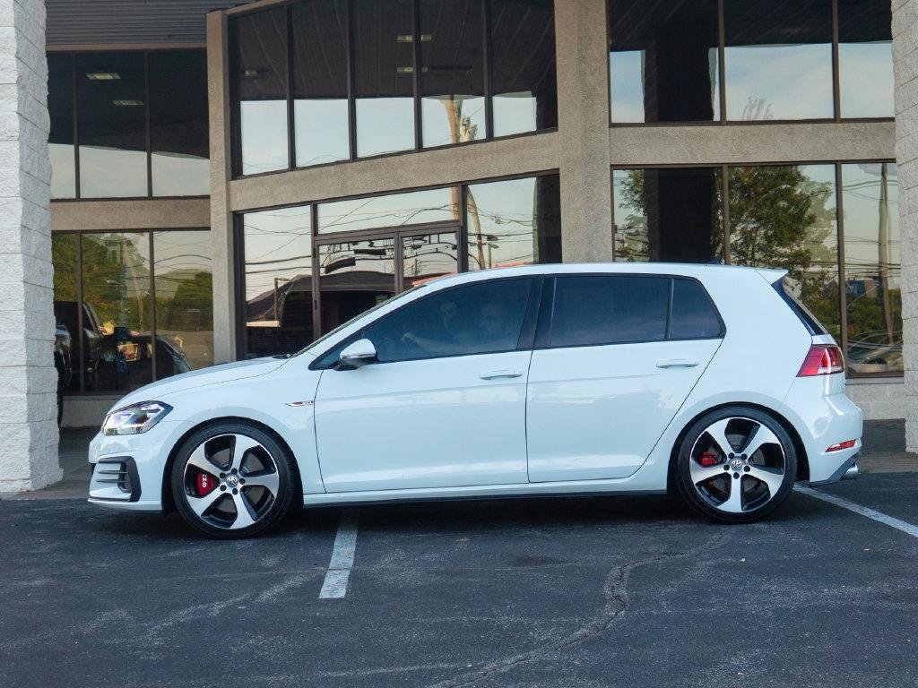 Used 2019 Volkswagen GTI SE FWD image 5