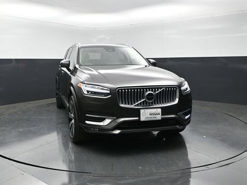 Used 2023 Volvo XC90 B6 Ultimate w/ Protection Package AWD/4WD image 5