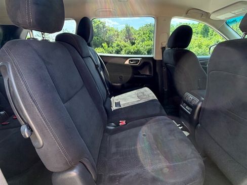 Used 2015 Nissan Pathfinder SV w/ Cargo Package AWD/4WD image 19