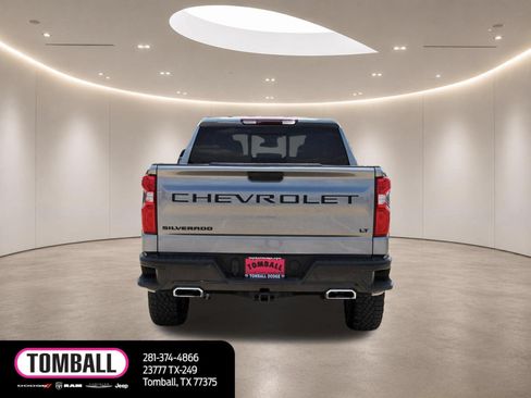 Used 2024 Chevrolet Silverado 1500 LT Trail Boss w/ Convenience Package II AWD/4WD image 6