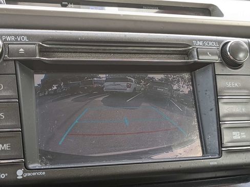 Used 2015 Toyota RAV4 Limited FWD image 19