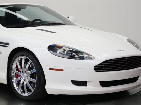 Used 2008 Aston Martin DB9 Volante RWD image 40