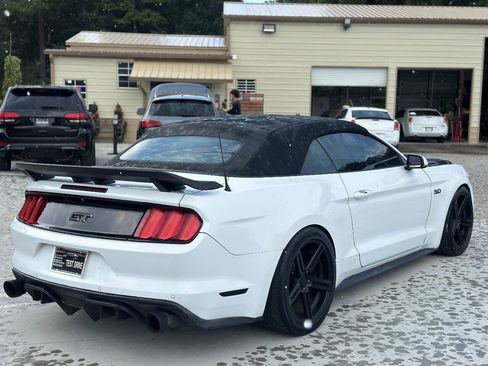 Used 2015 Ford Mustang GT Premium RWD image 34