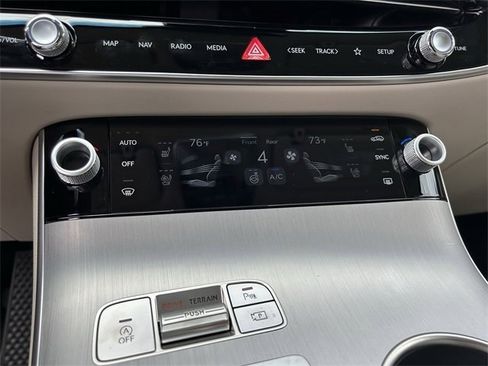 Used 2026 Genesis GV70 2.5T Advanced image 26