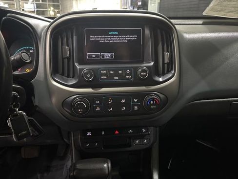 Used 2016 Chevrolet Colorado Z71 AWD/4WD image 19
