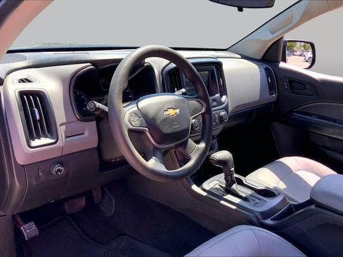 Used 2018 Chevrolet Colorado W/T w/ WT Convenience Package RWD image 15