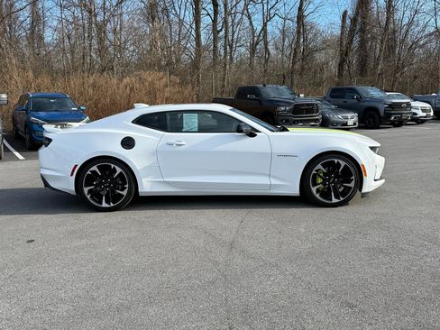 Used 2023 Chevrolet Camaro LT image 7