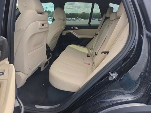 Used 2020 BMW X5 xDrive40i AWD/4WD image 9