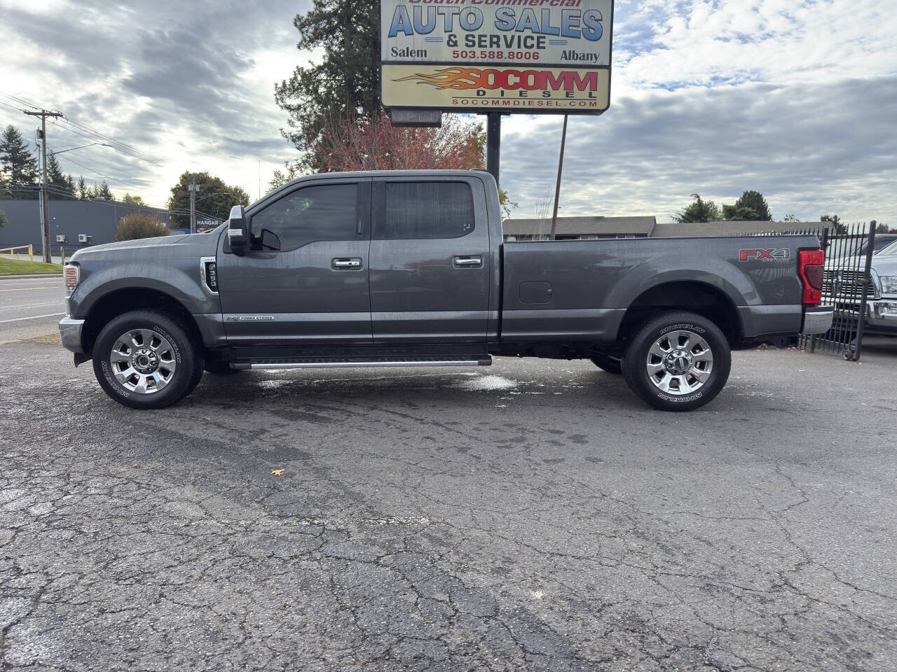 Used 2020 Ford F350 Lariat w/ Lariat Ultimate Package AWD/4WD image 9
