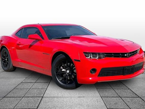Used 2015 Chevrolet Camaro LT image 2